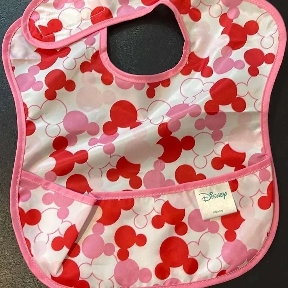 Infant/Toddler Girl Bundle. Burp‎ Cloths and Bibs. NWT